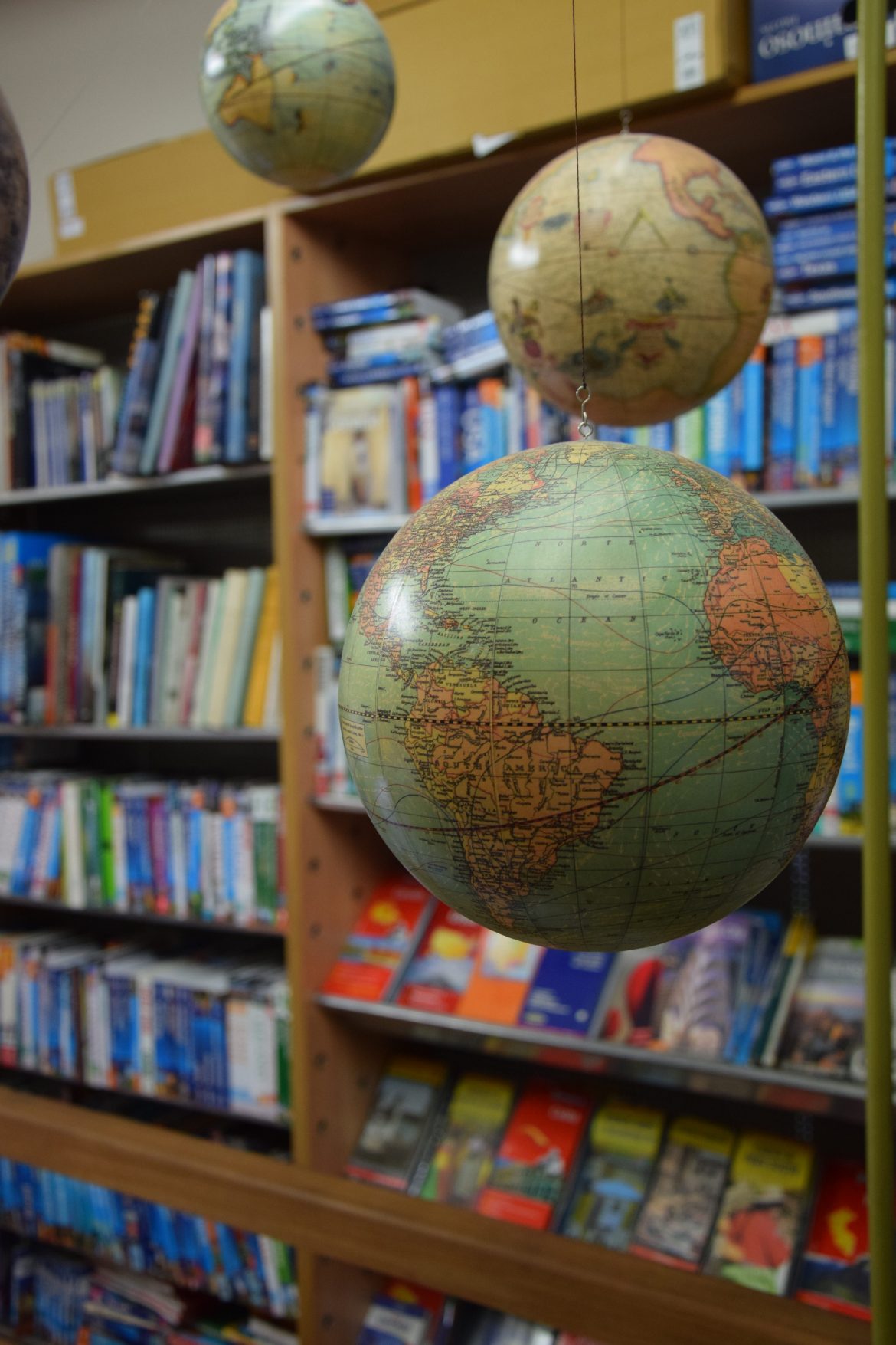 NONSTOPTRAVELLERS TRAVELLERS TRAVELLING TRAVEL BLOG ANAVASIMAPS BOOKS