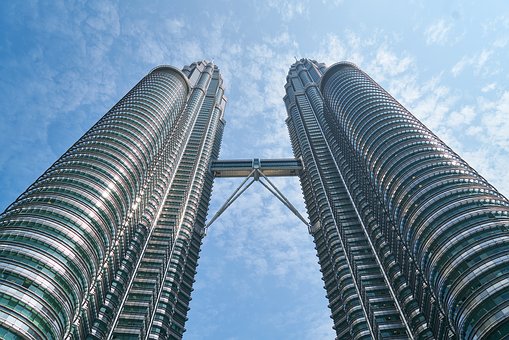 kuala lumbur malaysia petronas towers nonstoptravellers