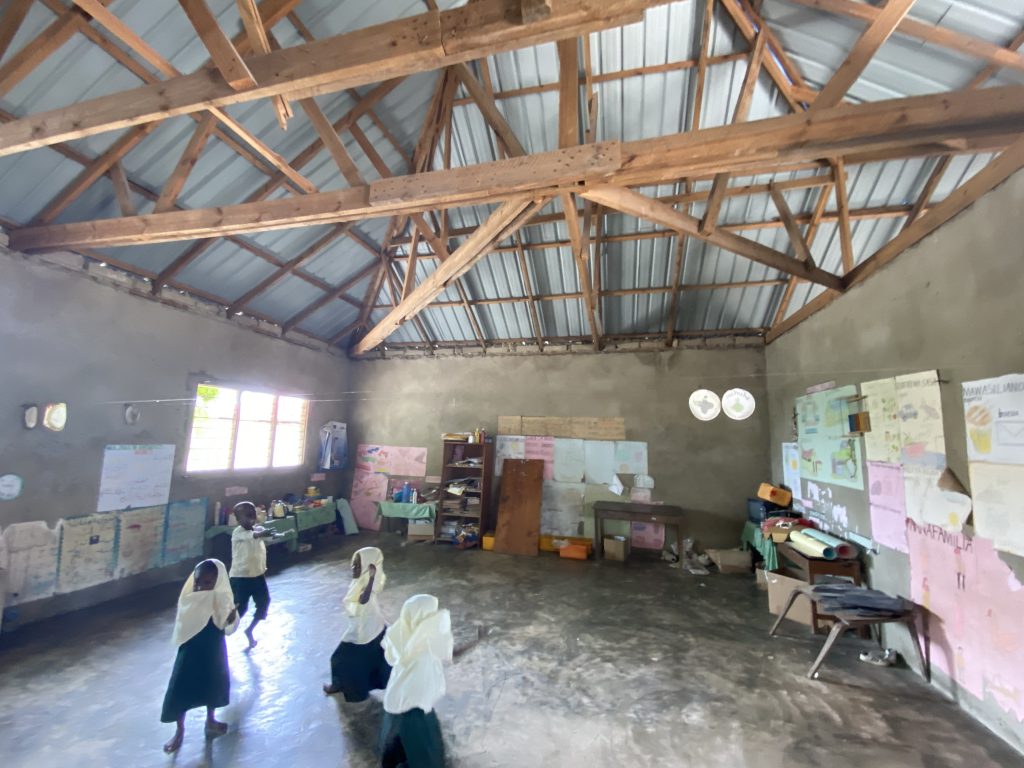 Visiting Zanzibar school class