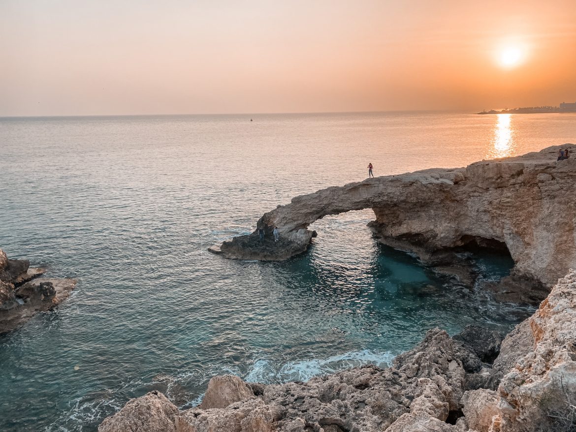 γέφυρα των ερωτευμένων διακοπές στην Κύπρο αγία νάπα nonstoptravellers