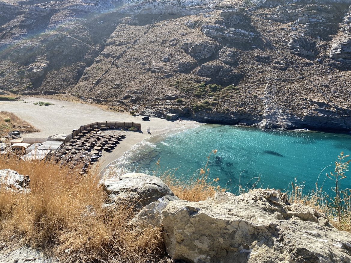 Ανδρος ενα στολιδι στο αιγαιο παραλια αποθηκες apothikes beach bar andros